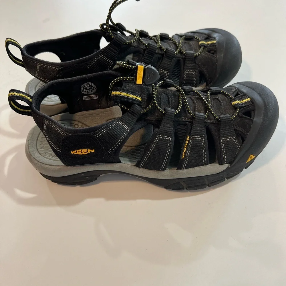 Keen Black and Yellow Outdoor Sandals - Picture 3 of 11